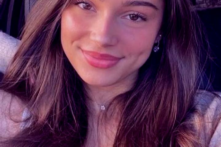 Abigail, 24, a chestnut hazel-eyed caribbean companion based in San Pedro del Valle. Offering Couples, Tantra, GFE. Available for incall and outcall, overnig...