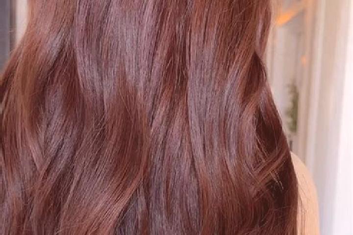 Abigail, 24, a red brown-eyed european companion based in Rowde. Offering Striptease, Domination, A-Level, BDSM. Available for incall and outcall, day and ev...