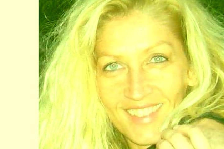 Abigail, 24 — Escort in Ascheres-le-Marche, France