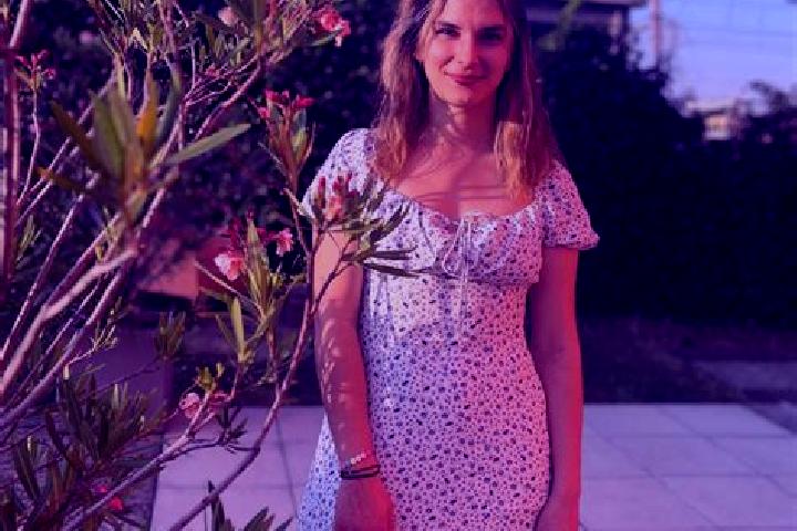Abigail, 24 — Escort in Bevenais, France