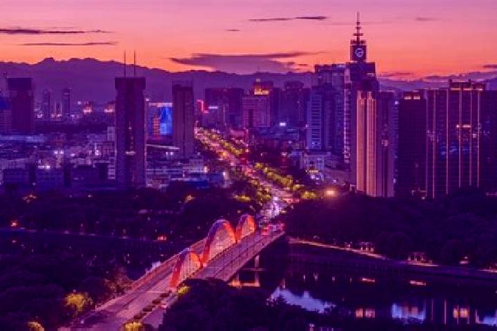 Abigail, 24 — Escort in Boyang, China