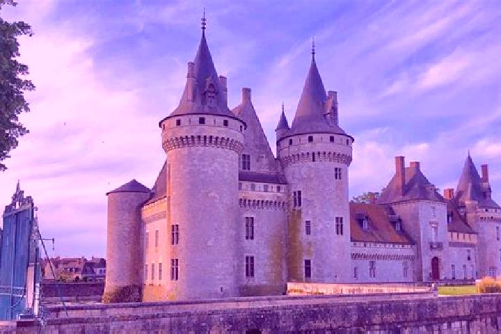 Abigail, 24 — Escort in Sully-sur-Loire, France
