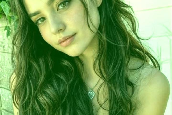 Abigail, 25, a brunette hazel-eyed middle eastern companion based in Fuente-Alamo. Offering 69, Travel Companion, BDSM, CIM. Available for incall and outcall...