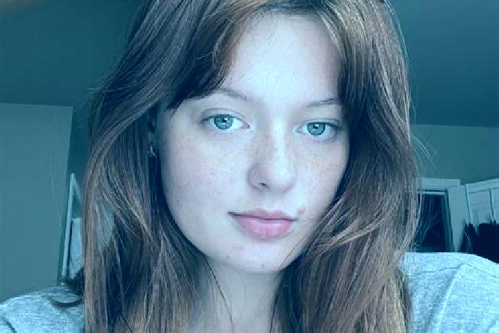 Abigail, 25, a red green-eyed mixed companion based in Brankovice. Offering CIM, GFE, Girlfriend Experience, A-Level. Available for incall and outcall, overn...