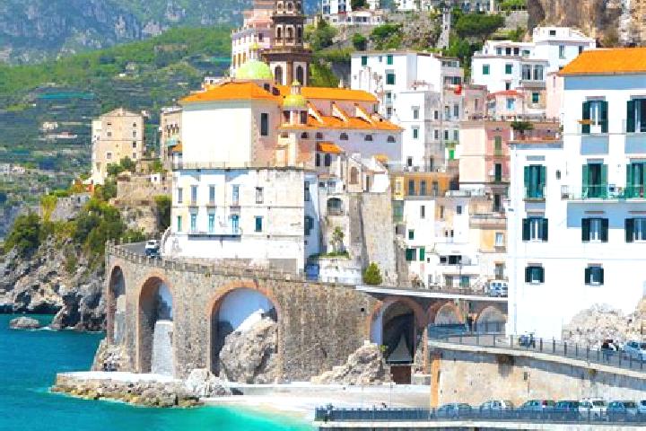 Abigail, 25 — Escort in Tres, Italy