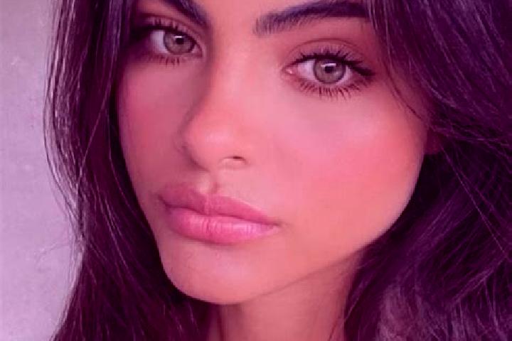 Abigail, 26, a brunette dark-eyed indian companion based in Monnickendam. Offering Deep French Kissing, A-Level, Erotic Massage, Duos. Available for incall a...