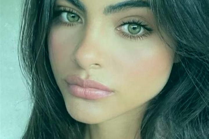 Abigail, 26, a red green-eyed indian companion based in Neklyudovo. Offering Prostate Massage, Duos, Deep French Kissing. Available for incall and outcall, d...