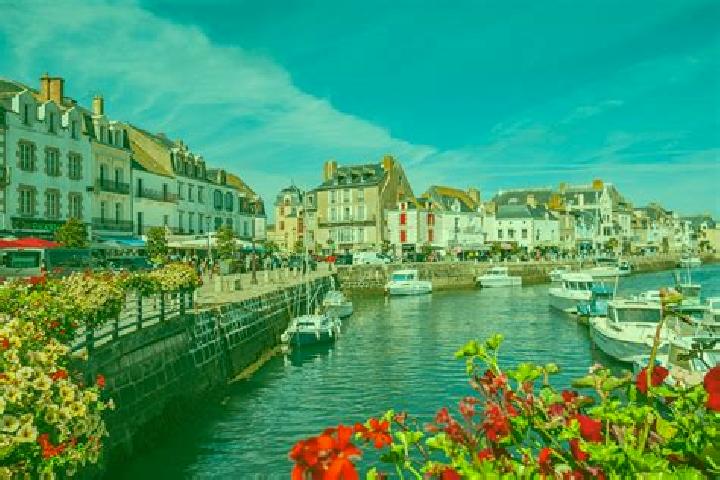 Abigail, 26 — Escort in Le Croisic, France