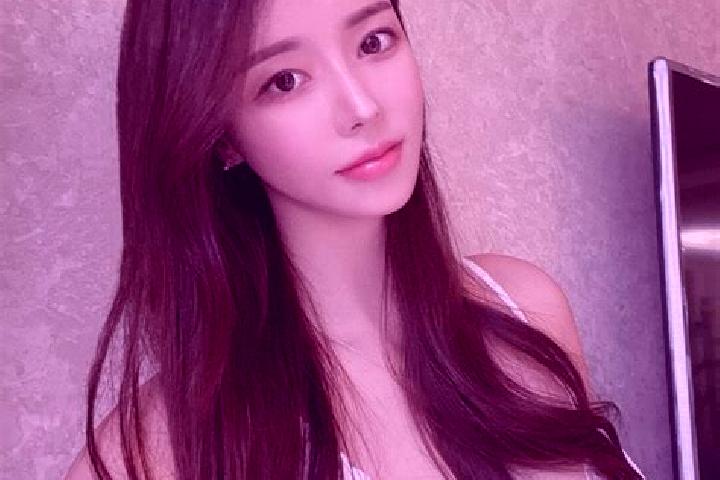 Abigail, 26 — Escort in Miaoxi, China