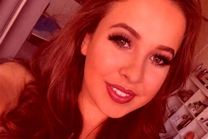Abigail, 27, a auburn amber-eyed european companion based in Lido dei Pini. Offering CIM, A-Level, Striptease. Available for incall and outcall, overnight bo...