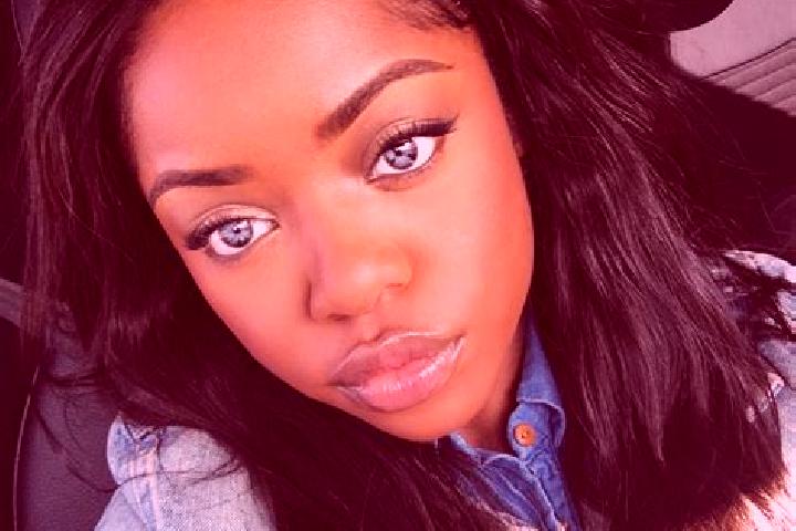 Abigail, 27, a chestnut blue-eyed ebony companion based in Escamps. Offering Roleplay, Duos. Available for incall and outcall, day and evening dates.