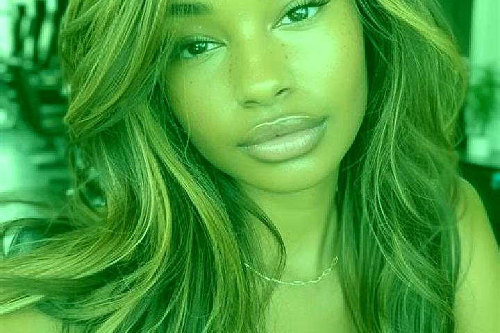Abigail, 27, a dark blonde dark-eyed mixed companion based in Tahilt. Offering Overnight, Roleplay, GFE, Travel Companion, OWO. Available for incall and outc...