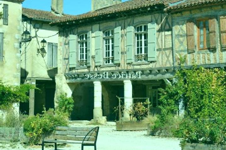 Abigail, 27 — Escort in Labastide-d Anjou, France