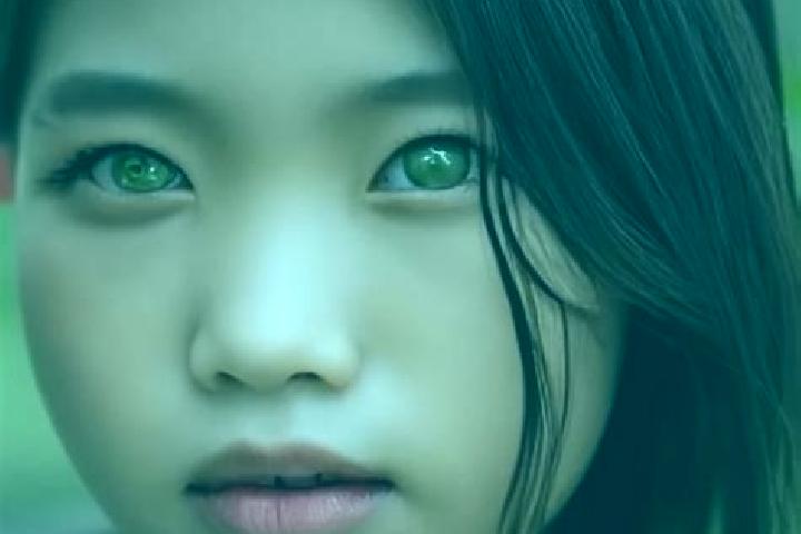 Abigail, 28, a auburn green-eyed asian companion based in Sumbermanjing Wetan. Offering Travel Companion, OWO, CIM, Tantra. Available for incall and outcall,...