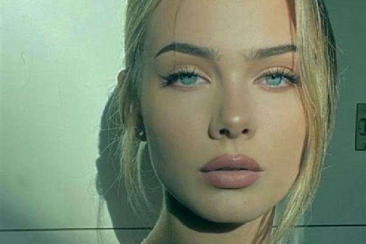 Abigail, 28, a blonde dark-eyed european companion based in Damville. Offering Party Girl, CIM, A-Level, Duos, Dinner Date. Available for incall and outcall,...