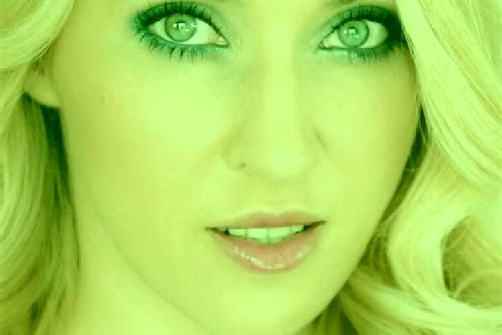 Abigail, 28, a blonde green-eyed european companion based in Presa de Bravo. Offering GFE, Girlfriend Experience, Fetish, Couples, Dinner Date. Available for...