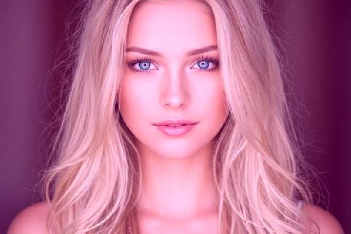 Abigail, 28, a blonde grey-eyed mixed companion based in Osgood. Offering OWO, GFE. Available for incall and outcall, overnight bookings available.