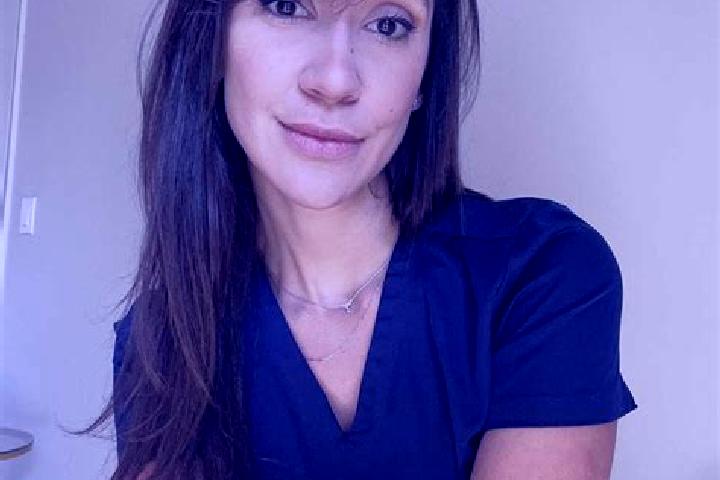Abigail, 28, a chestnut hazel-eyed mediterranean companion based in Santa Clara del Cobre. Offering Erotic Massage, CIM, 69, BDSM. Available for incall and o...