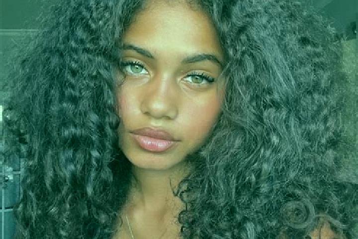 Abigail, 28, a red blue-eyed ebony companion based in Tulnici. Offering Erotic Massage, CIM, OWO. Available for incall and outcall, day and evening dates.