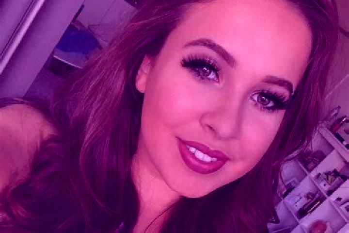 Abigail, 28, a red dark-eyed ebony companion based in Sandridge. Offering OWO, Domination, Striptease, Party Girl. Available for incall and outcall, overnigh...