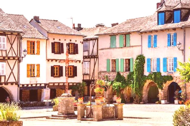 Abigail, 28 — Escort in Sauveterre-de-Rouergue, France