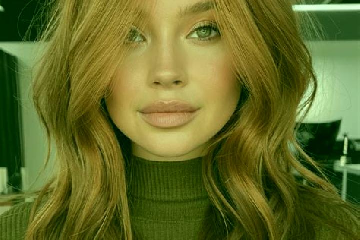 Abigail, 29, a auburn blue-eyed slavic companion based in Segny. Offering Deep French Kissing, Tantra. Available for incall and outcall, day and evening dates.