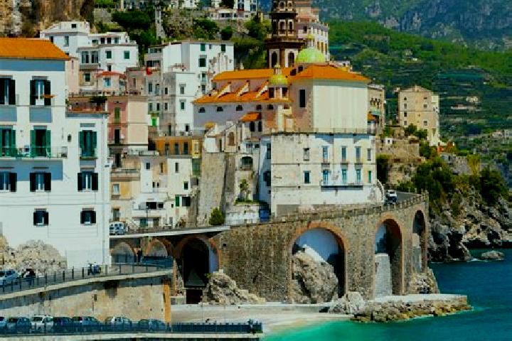 Abigail, 29 — Escort in Bonito, Italy