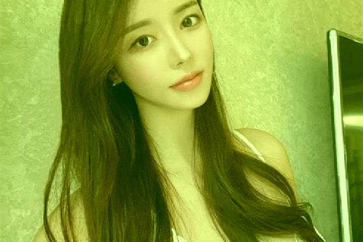 Abigail, 29 — Escort in Tongshanxiang, China