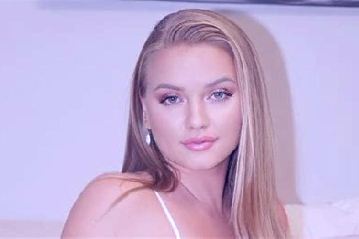 Abigail, 30 — Escort in Gurley, United States