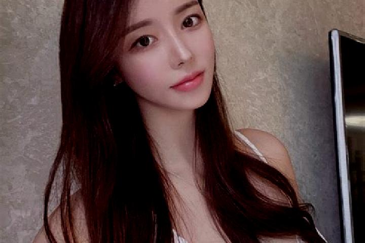 Abigail, 30 — Escort in Liushikou, China