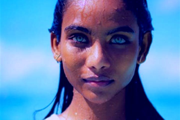 Abigail, 31, a auburn blue-eyed indian companion based in Gevrey-Chambertin. Offering Striptease, Overnight, Roleplay. Available for incall and outcall, day ...