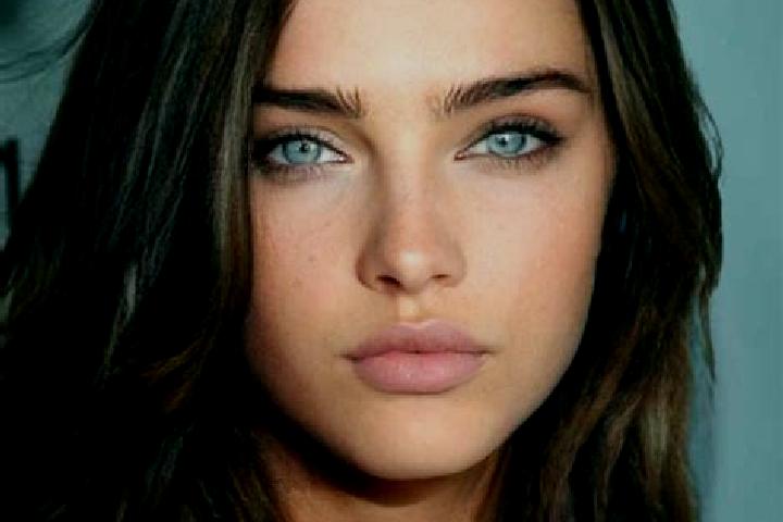 Abigail, 31, a brunette grey-eyed european companion based in Angostrina. Offering Deep French Kissing, Duos, OWO, Striptease. Available for incall and outca...