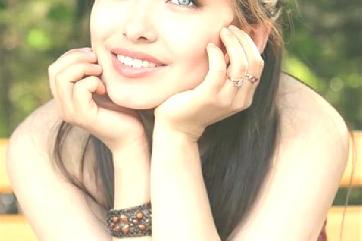 Abigail, 31, a red blue-eyed asian companion based in Querevalo. Offering Massage, Dinner Date, Party Girl, OWO. Available for incall and outcall, day and ev...