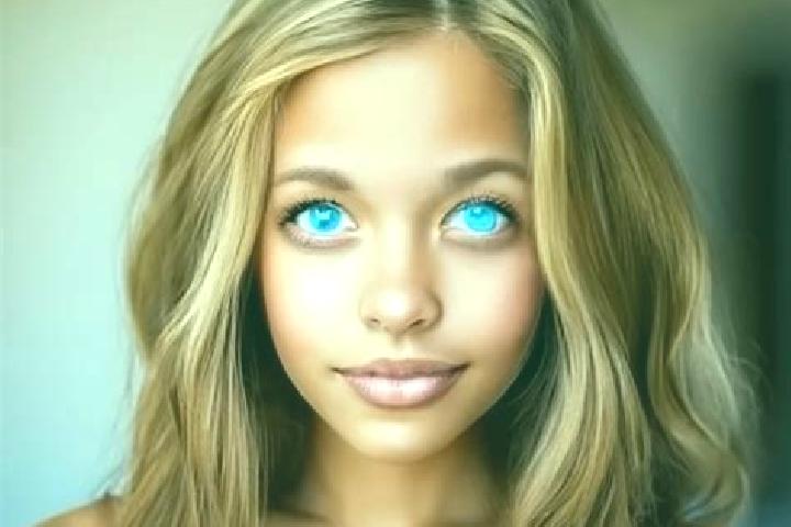 Abigail, 31, a red blue-eyed mixed companion based in Zaanstad. Offering Duos, Tantra. Available for incall and outcall, day and evening dates.
