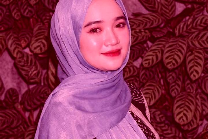Abigail, 31 — Escort in Sintang, Indonesia