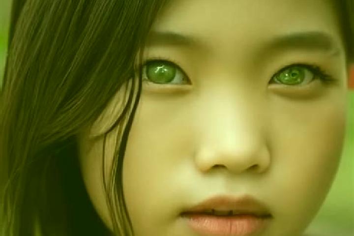 Abigail, 32, a chestnut green-eyed asian companion based in Bellmund. Offering BDSM, Travel Companion. Available for incall and outcall, day and evening dates.