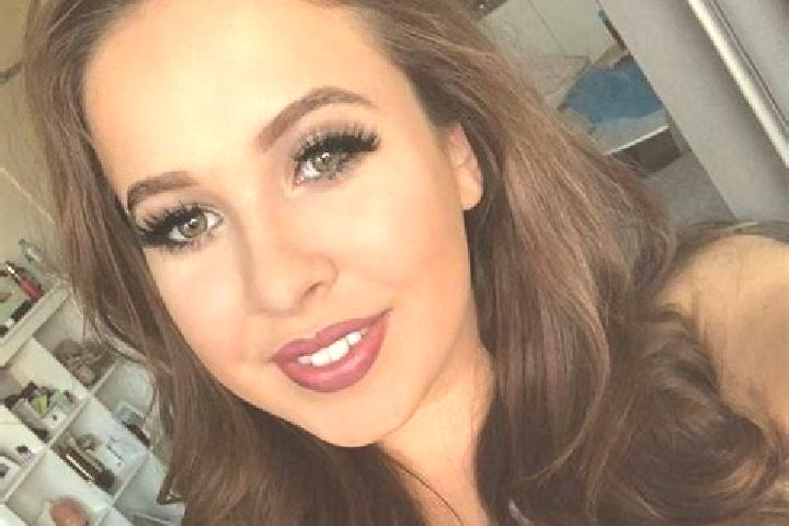 Abigail, 32, a dark blonde dark-eyed caribbean companion based in Poggio Renatico. Offering 69, Overnight, Prostate Massage, Duos. Available for incall and o...