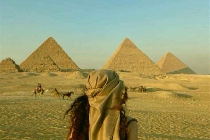 Abigail, 32 — Escort in Faqus, Egypt