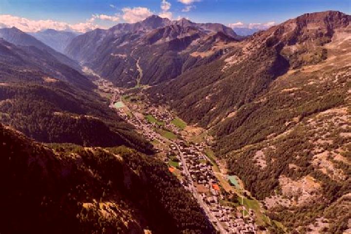 Abigail, 33, a chestnut green-eyed ebony companion based in Gressoney-La-Trinite. Offering Couples, Roleplay, OWO, Dinner Date, Overnight. Available for inca...