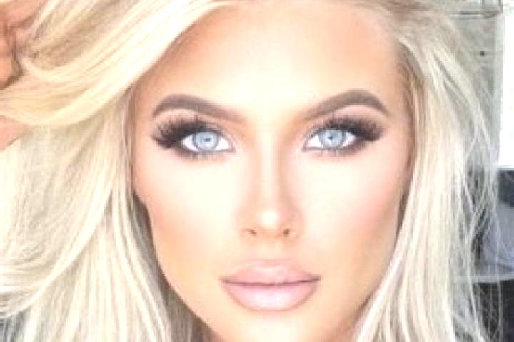 Abigail, 33, a platinum blonde hazel-eyed ebony companion based in Hai Ba Trung. Offering Dinner Date, CIM, Travel Companion. Available for incall and outcal...
