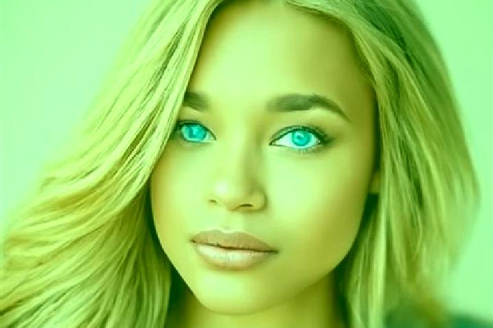 Abigail, 33, a red blue-eyed latina companion based in Ruiting. Offering Erotic Massage, Party Girl, Massage. Available for incall and outcall, overnight boo...