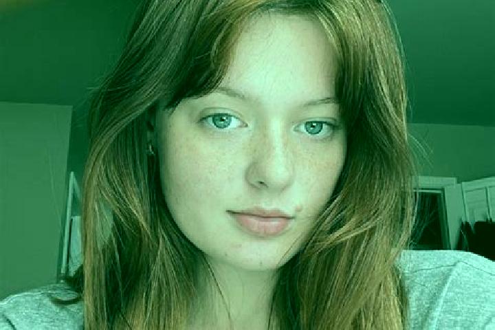 Abigail, 33, a red green-eyed european companion based in Cazasu. Offering GFE, 69, Domination, Girlfriend Experience, Roleplay. Available for incall and out...