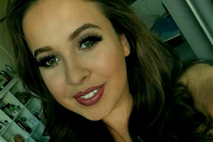 Abigail, 34, a auburn blue-eyed mediterranean companion based in Goerschen. Offering Couples, Fetish, Party Girl. Available for incall and outcall, overnight...