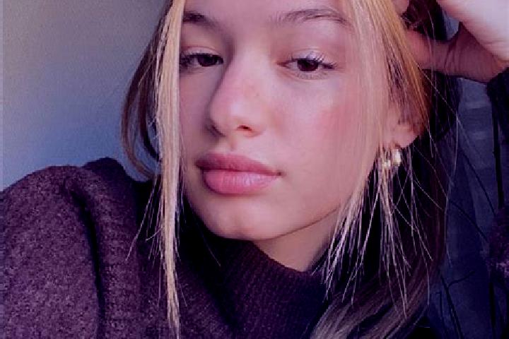 Abigail, 34, a blonde brown-eyed caucasian companion based in Chandor. Offering Roleplay, CIM, Tantra. Available for incall and outcall, overnight bookings a...