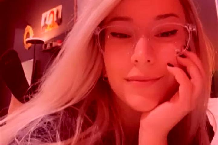 Abigail, 34, a blonde dark-eyed slavic companion based in Fray Bartolome de Las Casas. Offering Erotic Massage, OWO, Striptease. Available for incall and out...