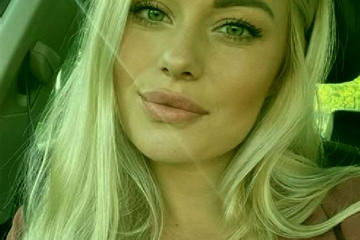 Abigail, 34, a blonde hazel-eyed caribbean companion based in Eten. Offering Couples, A-Level, Erotic Massage, Overnight. Available for incall and outcall, d...