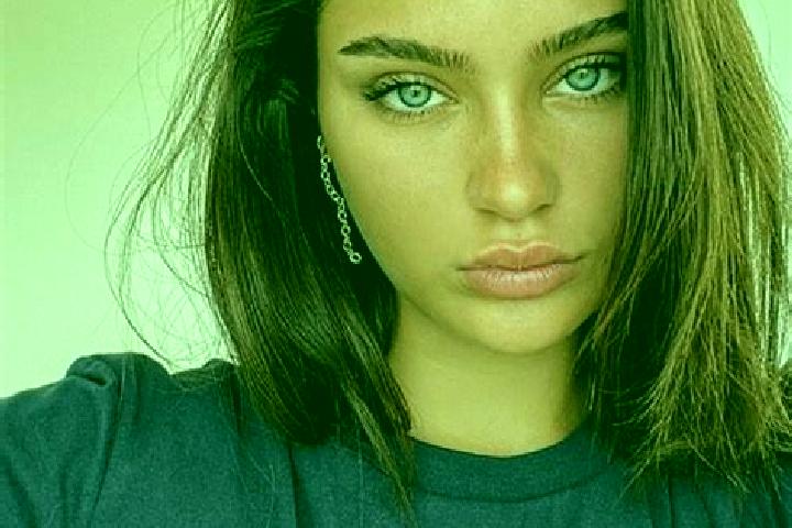 Abigail, 34, a brunette blue-eyed middle eastern companion based in Horicon. Offering Girlfriend Experience, GFE, Couples, Dinner Date, Fetish. Available for...