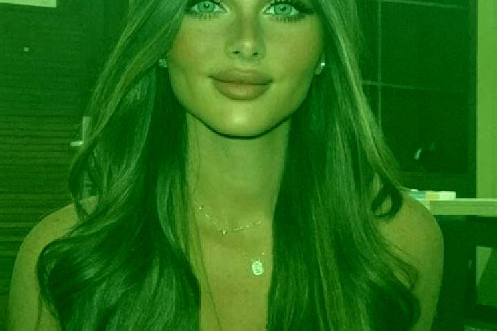 Abigail, 34, a brunette dark-eyed ebony companion based in Langston. Offering Duos, Tantra, Travel Companion, Dinner Date, CIM. Available for incall and outc...