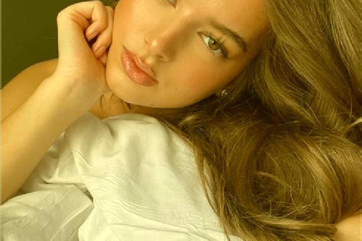 Abigail, 34, a chestnut green-eyed latina companion based in Amardalay. Offering Prostate Massage, Party Girl, Tantra. Available for incall and outcall, day ...