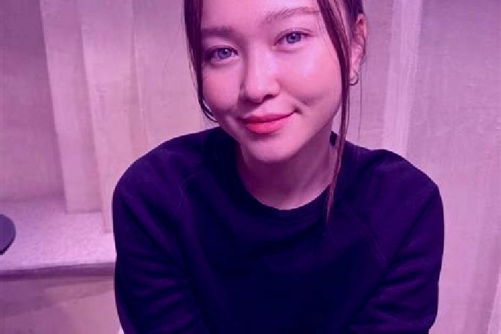 Abigail, 34, a dark blonde blue-eyed asian companion based in Bodelwyddan. Offering Domination, Girlfriend Experience. Available for incall and outcall, over...